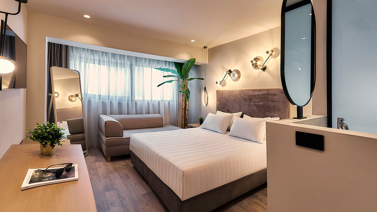 Junior Suite with Pool View & Jacuzzi